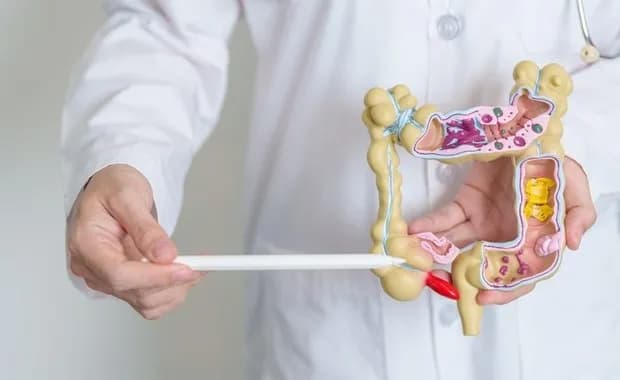 Objawy zapalenia wyrostka u dzieci – jak je rozpoznać i kiedy działać