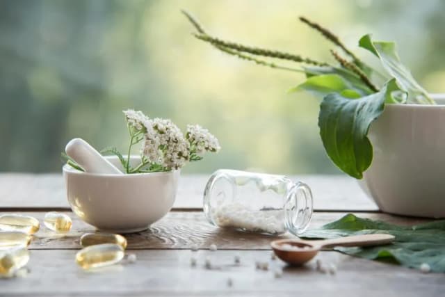 Jakie leki homeopatyczne na alergię skutecznie łagodzą objawy?